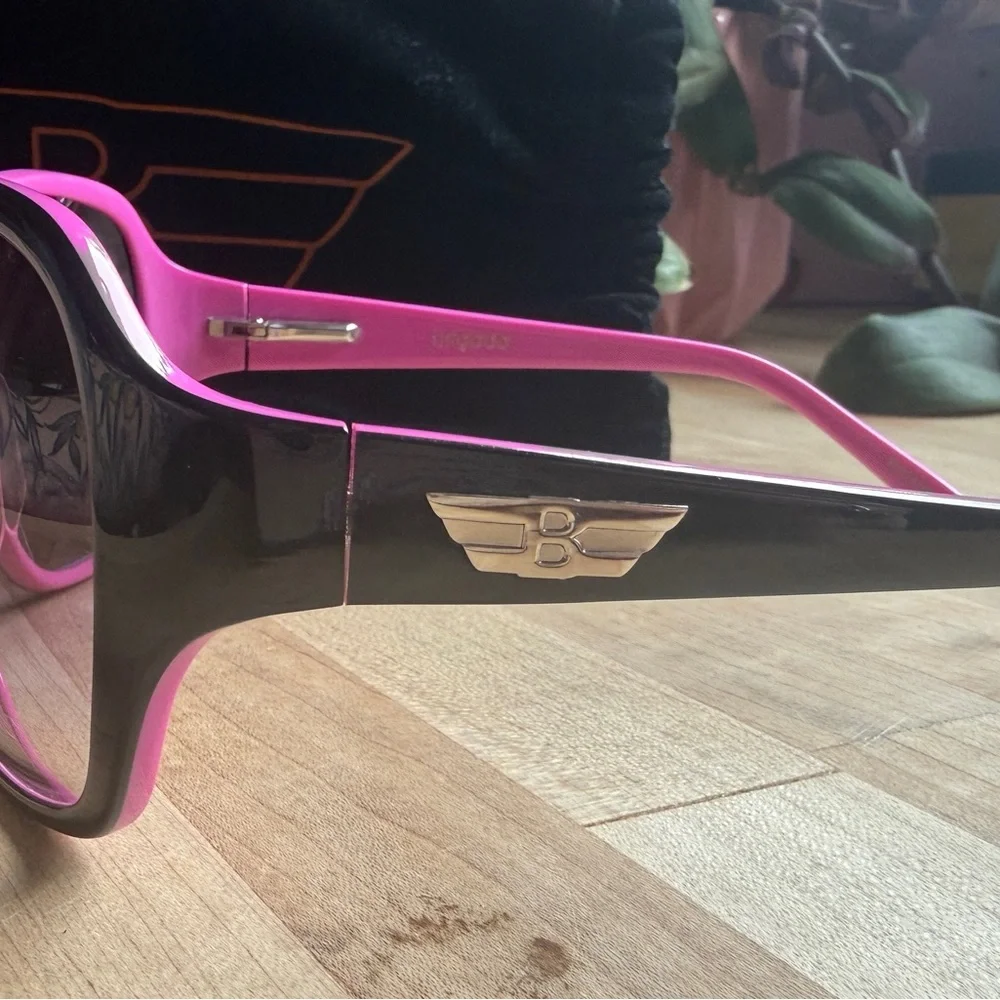 Bold Purple Women's Sunglasses - Picture 5 of 7